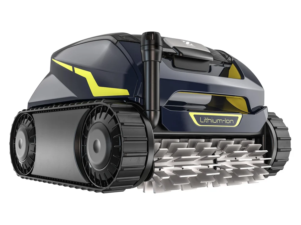 Zodiac FreeRider FR2000 iQ robotic pool cleaner, tracked, seen from the front